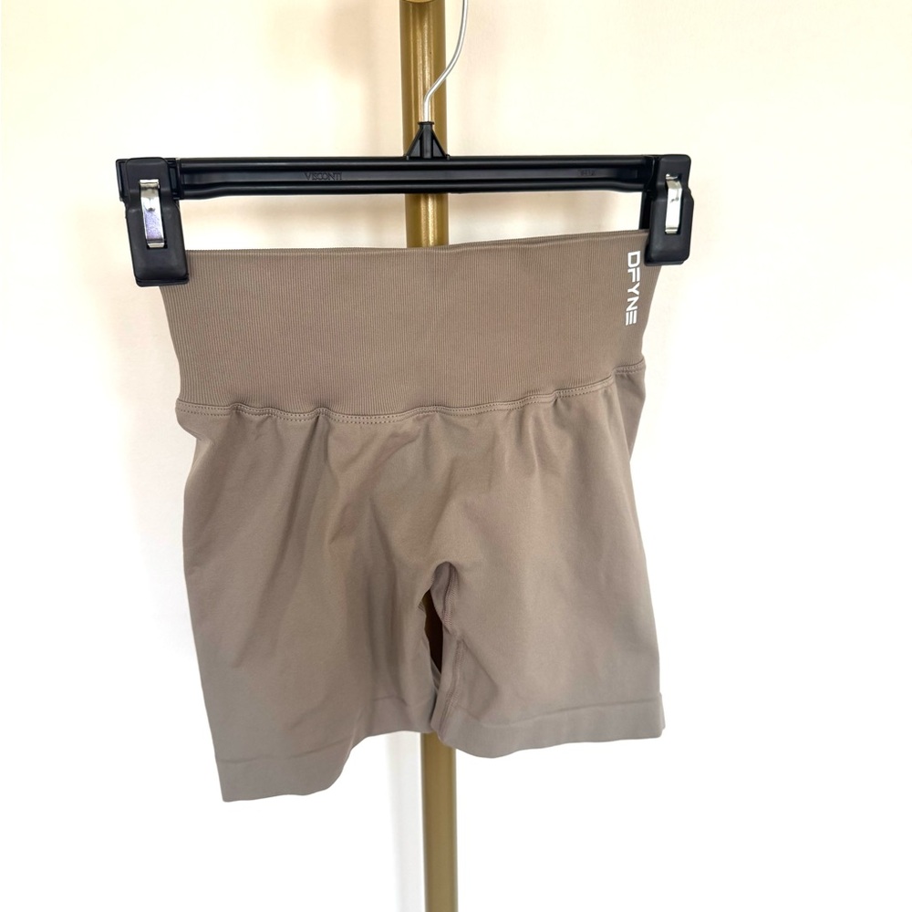Essentials Women's Bike Shorts in Taupe